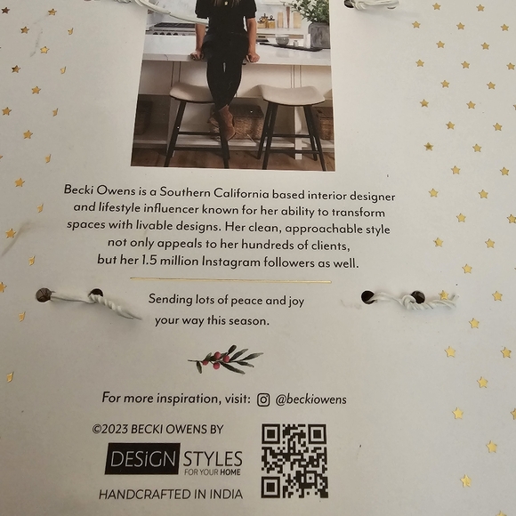 *Holiday Bell Garland - Picture 2 of 15